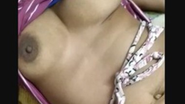 Sexy bhabi boobs and pussy captured