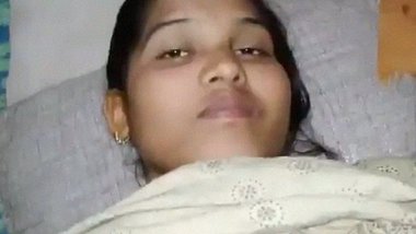 Indian flower shop staff girl Keerthi fucked at home