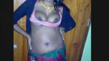 Sexy Desi Girl Nude Video Record by Hubby (Updates)