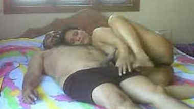 Great sex video of amateur Desi couple having XXX chudai in bedroom
