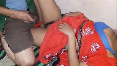 Hot sex with the attractive desi aunty