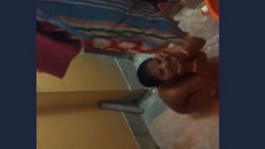 Desi bhbai bath video hidden capture