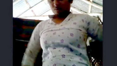 Desi beautiful village wife very hot selfie cam video-2