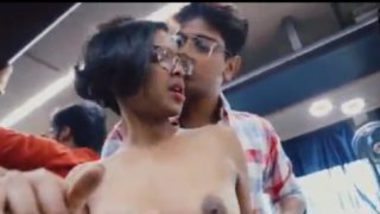 21 years old indian school girl sex in bus