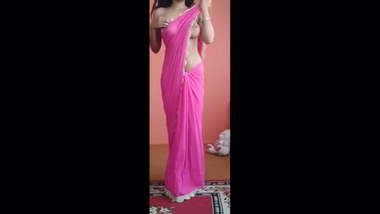 It is solo porn video where Indian won't wear a pink dress too long