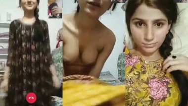 Cute Paki Girl video call sex chat with her boyfriend