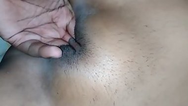Pussy fingering is XXX thing that should help Desi girl turn on