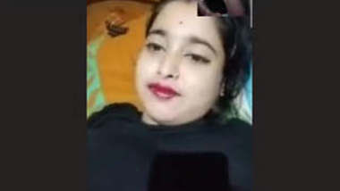 Sexy odia Girl Showing Boobs on VC