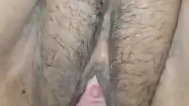 Close-up video of the man making Indian wife horny using fingers