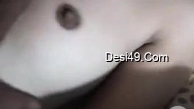 Webcam Desi couple earns money showing XXX boobs and masturbation