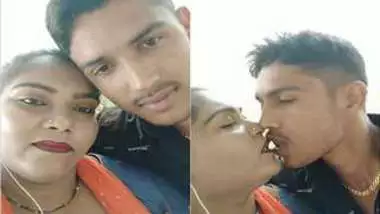 Xxxvibeoc I M N - Desi slut loves the way macho man shoves tongue in her xxx mouth indian  tube porno