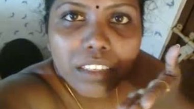 Mallu bbw aunty selfie mms – Displaying naked body in bathroom