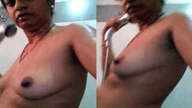 Indian woman records sex video in which she covers XXX body with water