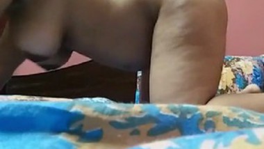 Plumpy Mallu Bhabi Showing her Boobs and pussy part-4