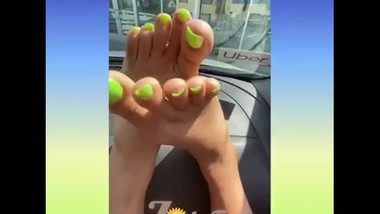 ZolaFoxxx plays with Toes outside medicinal clinic