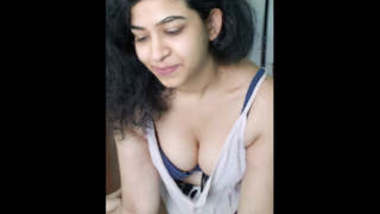 sexy Indian girl 3 sexy clips part 1
