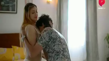 Sexvedso - Hot and erotic sex web series of a pervert and his mami indian tube porno