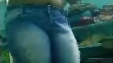 Telugu Slut Deepika Showing Huge Boobs