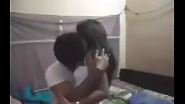 Young NCR gf arouses boyfriend for home sex
