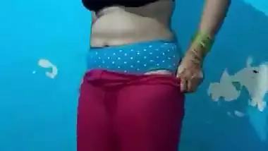 Hot Indian Cpl Romance Bathing and Fucking Part 5