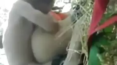 Tamil Aunty Milking Boobs