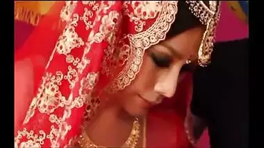 Indian bhabhi uncensored sex scene in Bollywood movie leaked!