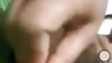 Cute girl masturbating by using Mark pen