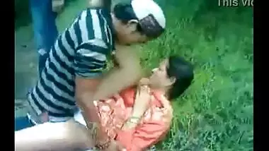 Aged bhabhi enjoys outdoor 3some with 2 strangers