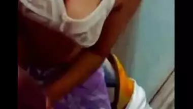Desi Horny College GF Showing her Boobs & Gives Blowjob Scandal