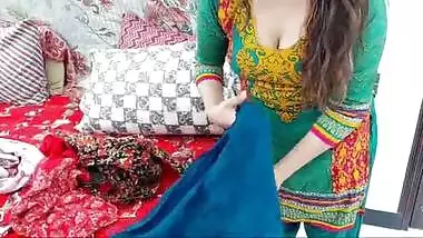 Pakistani Real Mom Got Pregnant And Boobs Milking By Her Stepson,s Friend With Clear Hindi Audio