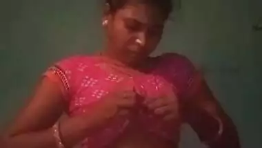Bhabi Record Her Fingering Video