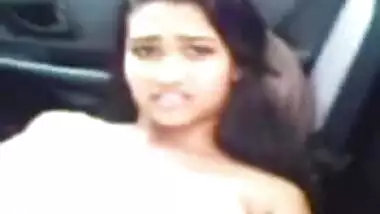 Indian Girl expose her HUGE Soft Boobs and Pussy in CAR