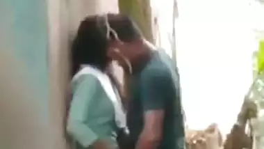 Indian Sexy Lovers caught outdoor