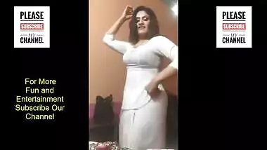Sonam Chaudhury ,Chubby Aunty in Tight Dress, Dance FB Livr