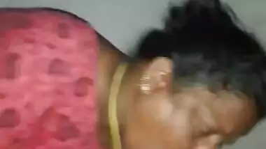 Mature Mallu aunty pov blowjob MMS video