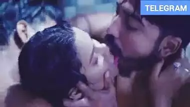 Indian threesome sex with local randi at oyo room