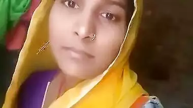Indian Lady In Dehati Flaunts Her Wet Pussy And Firm Boobs