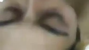 Sexy call girl gives a crazy Indian blowjob to her client