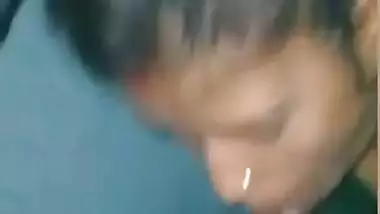 Tamil guy enjoys a Marathi blowjob from a Puneri lady
