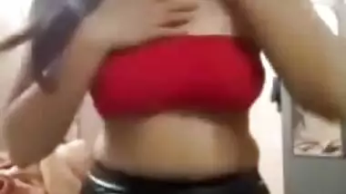 navi mumbai Girl with Nice Tits Strips for Boyfriend
