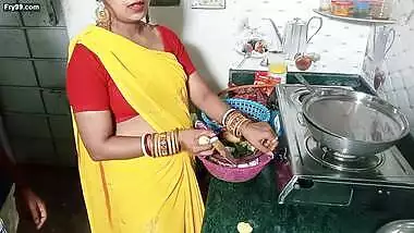 Indian Desi Teen Maid Girl Has Hard Sex in kitchen