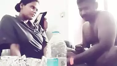 Mallu hot couple romance and fucking homemade