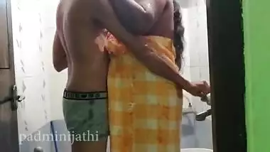 Tamil couple fucking with shower in the frist...