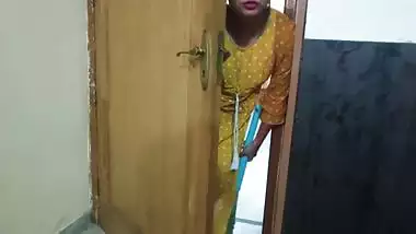 Desisaarabhabhi - Shy maid with big tits fucks her boss has a lot of fun in hindi audio