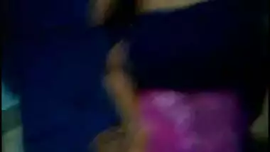 Desi girl boobs sucked
