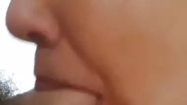 Seductive eyes girlfriend Indian blowjob in nudity