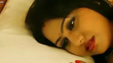 Pyasi Aatma Hot Aunty boobs - myhotporn.com