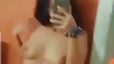 Sexy Indian Girl Showing Boobs