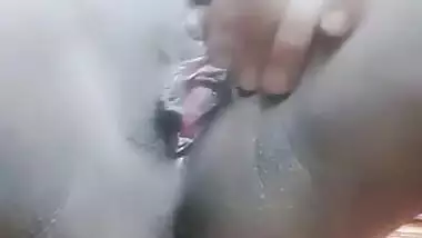 Horny Paki Bhabhi Showing Her Pussy