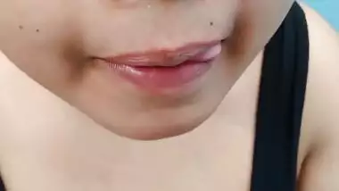 Amrita Ki Hot Lip - Cute